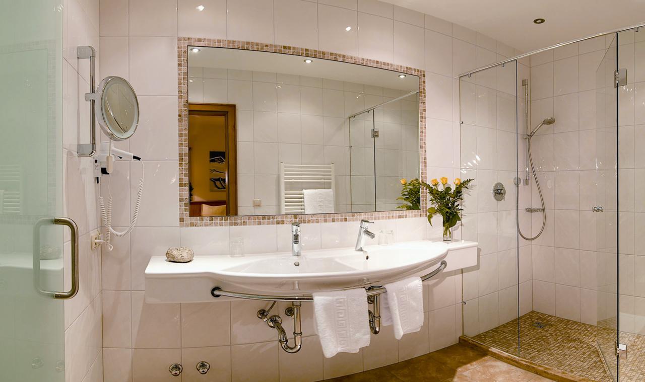 Hotel Roesslwirt เคิร์ชแบร์ก อิน ทิโรล ภายนอก รูปภาพ